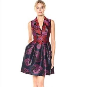 Vince Camuto Jacquard Fit & Flare dress - size 4